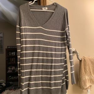 Grey and white tunic sweater